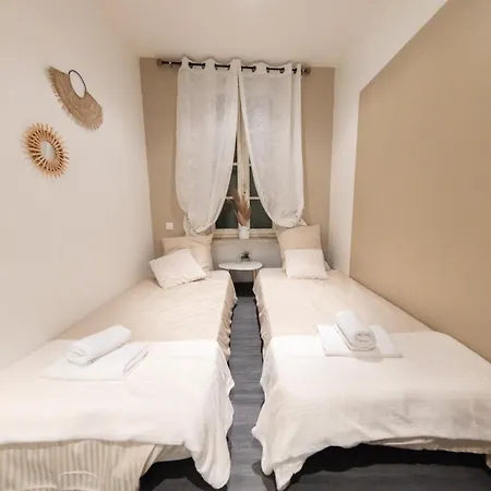 Les Cles De La Cite Apartment