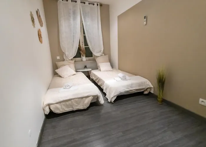 Vue Remparts & Feu D'Artifice * Каркассонн