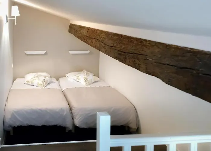 Апартаменти Vue Remparts & Feu D'Artifice *